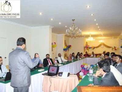 Mr.-Ehsan-Ali-Danish-delivering-lecture-to-PharmaSolutions-Team